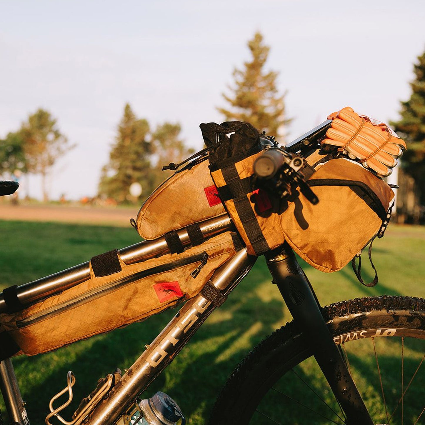 Moxie Top Tube Bag